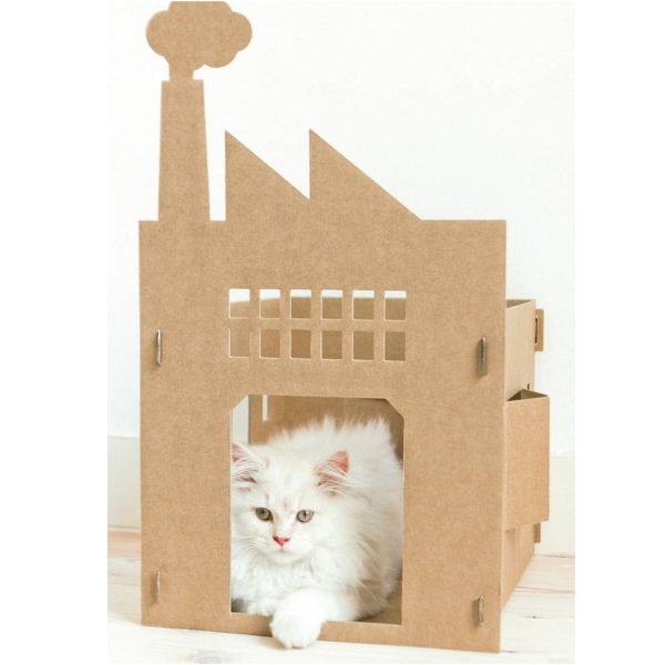 kartonnen huis voor katten – oude fabriek