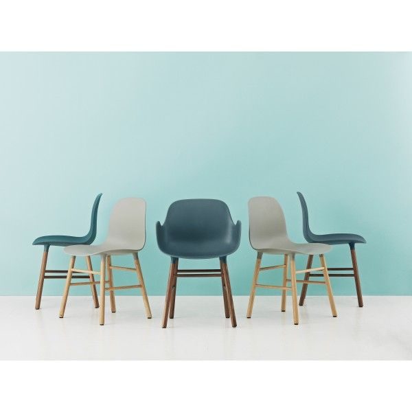Form chair - zwart gelakt onderstel - Afbeelding 2