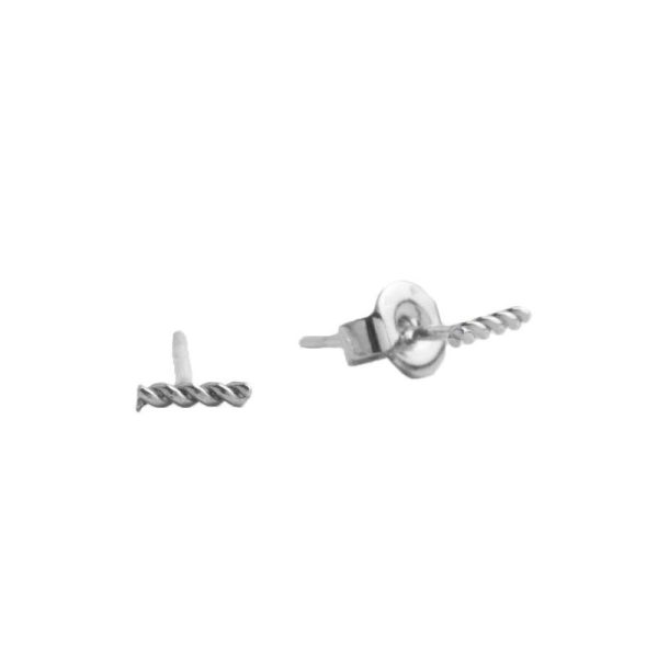 Petite gedraaide strip - oorbellen - zilver