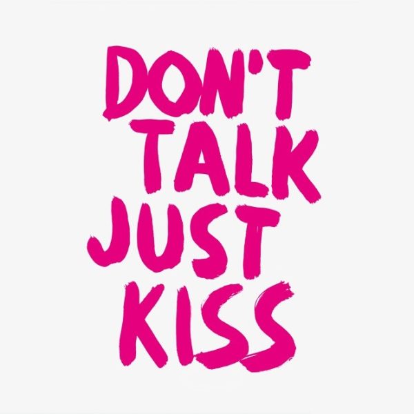 Don't talk just kiss - small - 80 x 100 cm - Afbeelding 3