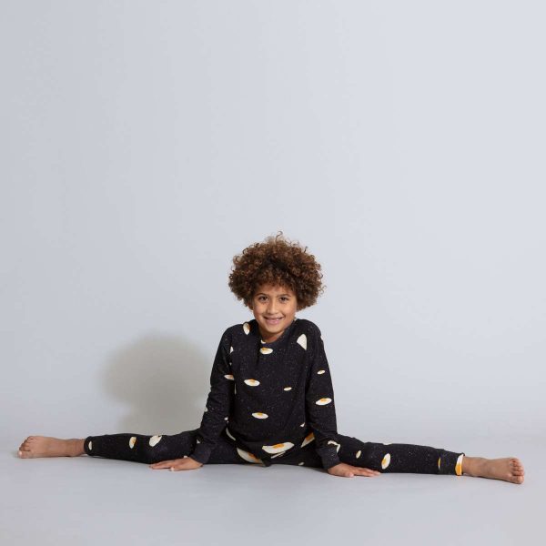 128 set kids – eggs in space