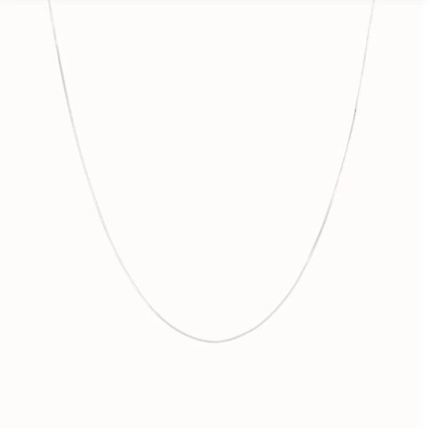 Flawed Plain affair ketting zilver