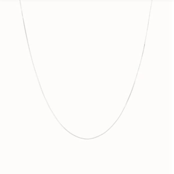 Flawed Plain affair ketting zilver