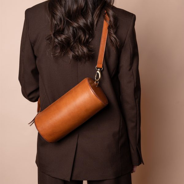 Izzy – handtas – cognac classic leather