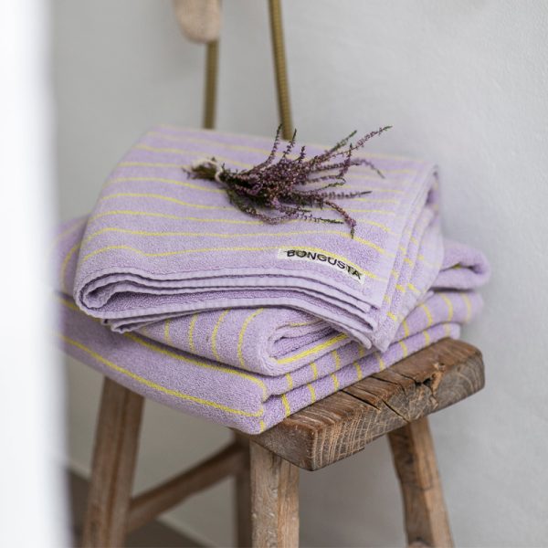 Naram towel 50x80cm – handdoek – lilac/yellow