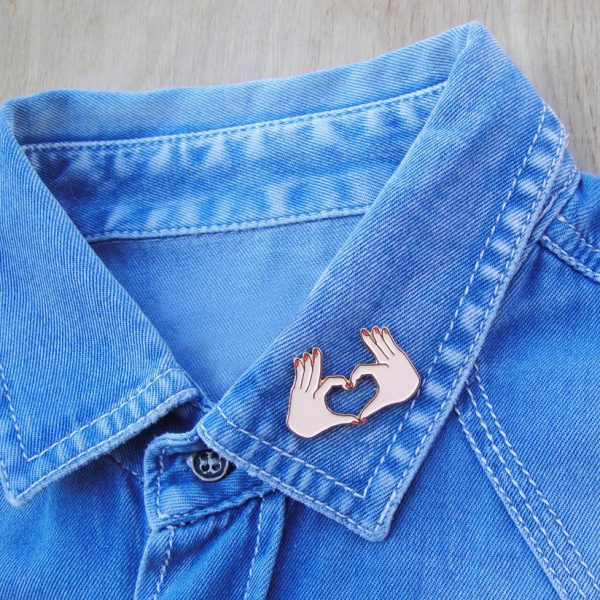 Love - pin