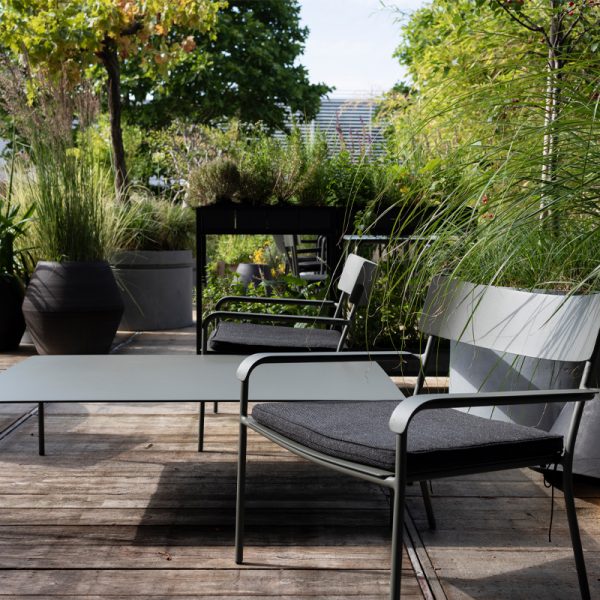 August table low aluminium – bijzettafel - Afbeelding 3
