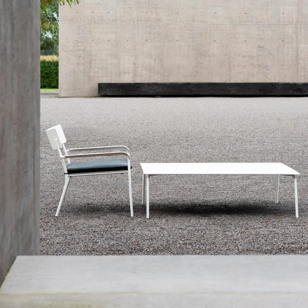 August table low aluminium – bijzettafel - Afbeelding 4